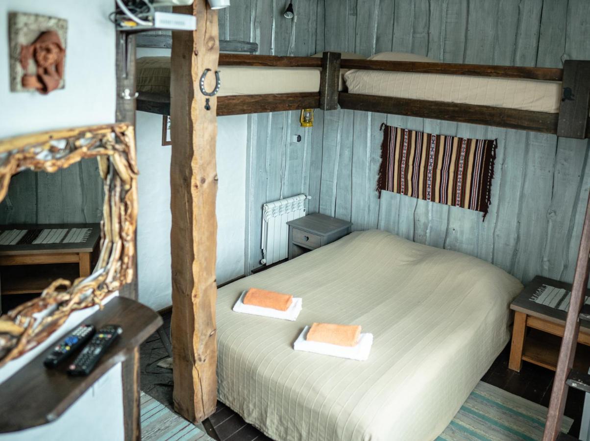 Usadba Belovezhskoye Pomestye Hotel Kamenyuky Luaran gambar