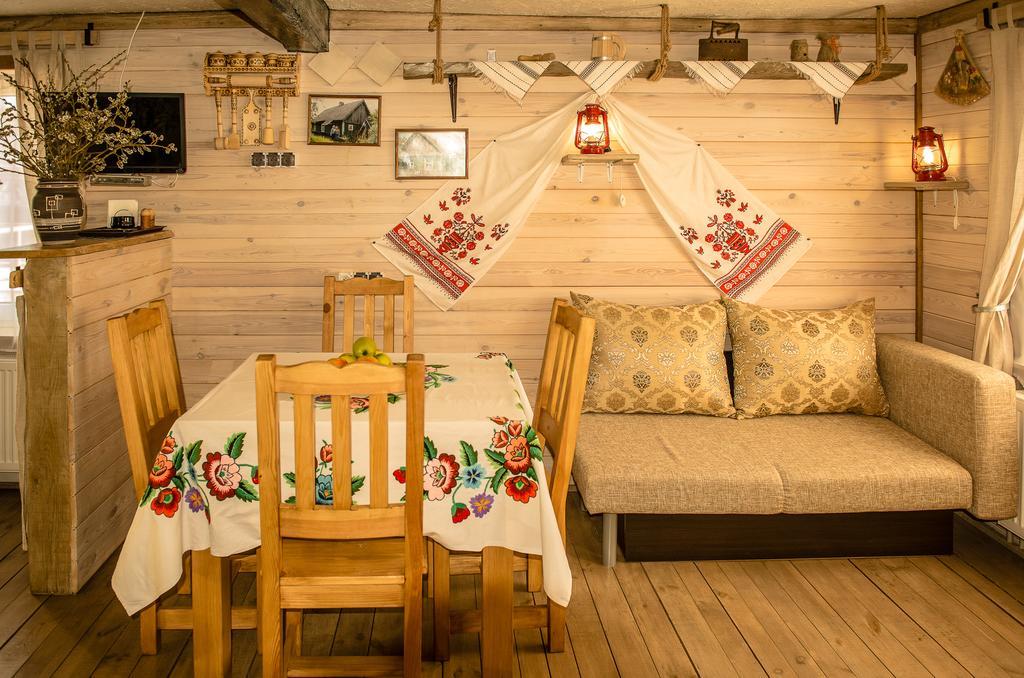 Usadba Belovezhskoye Pomestye Hotel Kamenyuky Luaran gambar