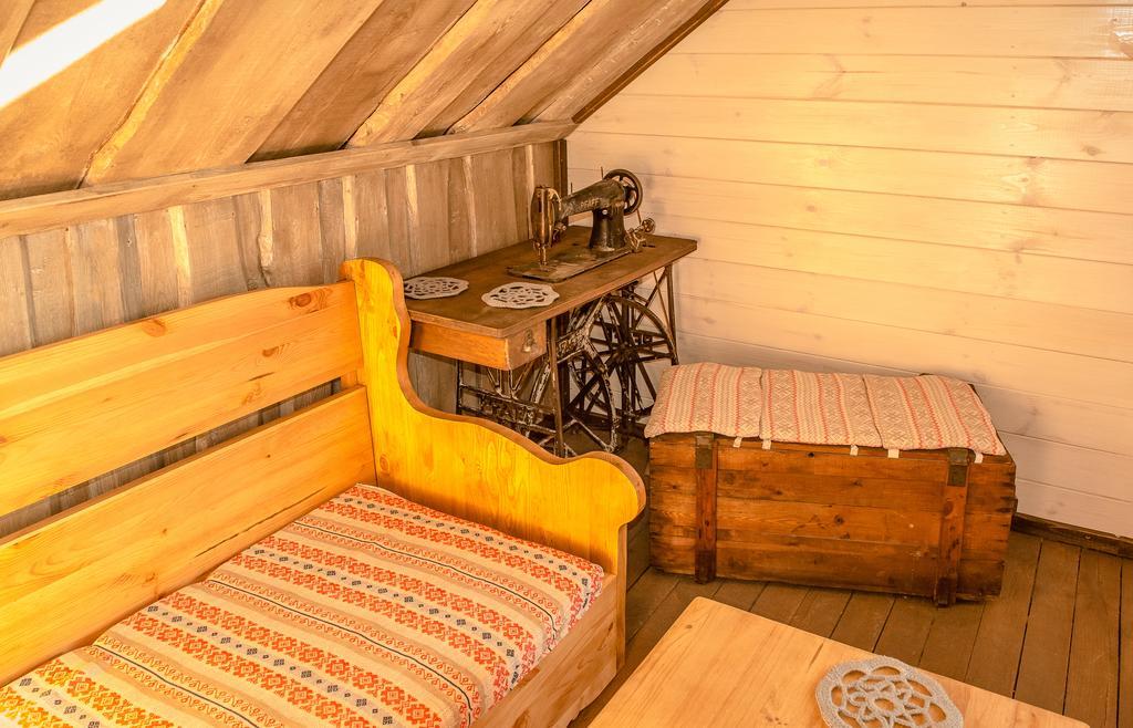 Usadba Belovezhskoye Pomestye Hotel Kamenyuky Luaran gambar