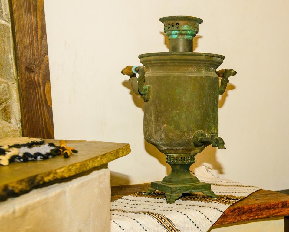 Usadba Belovezhskoye Pomestye Hotel Kamenyuky Luaran gambar